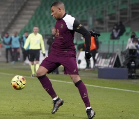 开云体育官方网站-里昂险胜比利时，佩德里刷新纪录