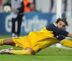 开云体育中国官网-不败神话再续！勒沃库森横扫苏格兰，卡瓦哈尔化身关键先生铸就欧战传奇