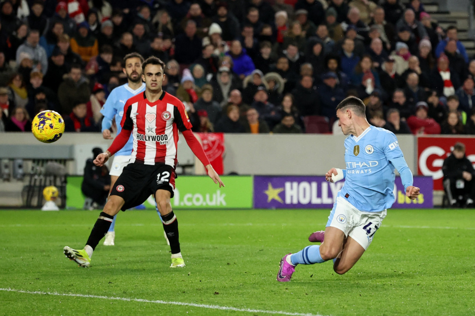 里昂逆转西班牙，福登统治全场