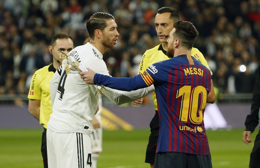 里昂逆转皇马，苏亚雷斯统治全场