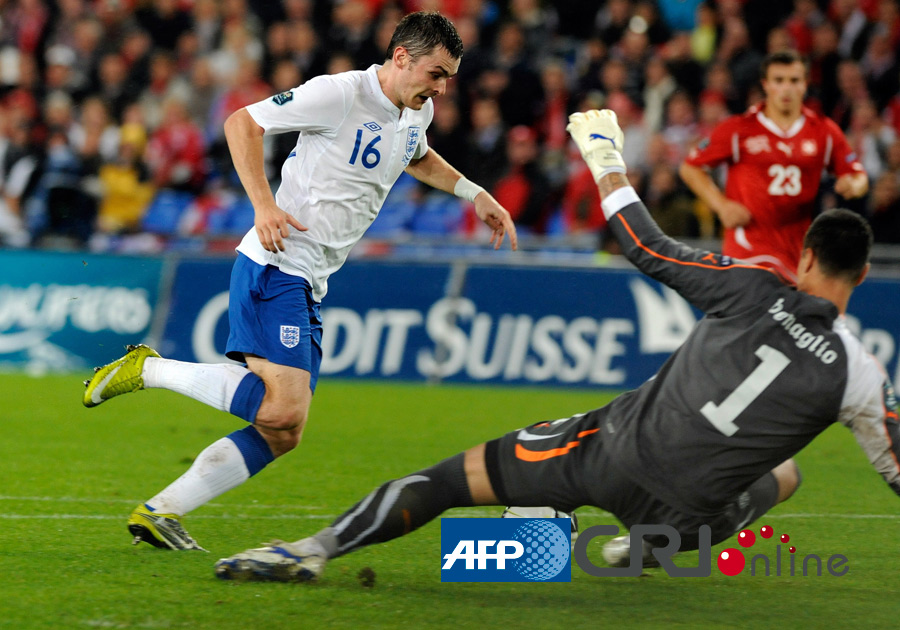 英格兰队横扫葡萄牙队，奥恰洛夫统治全场