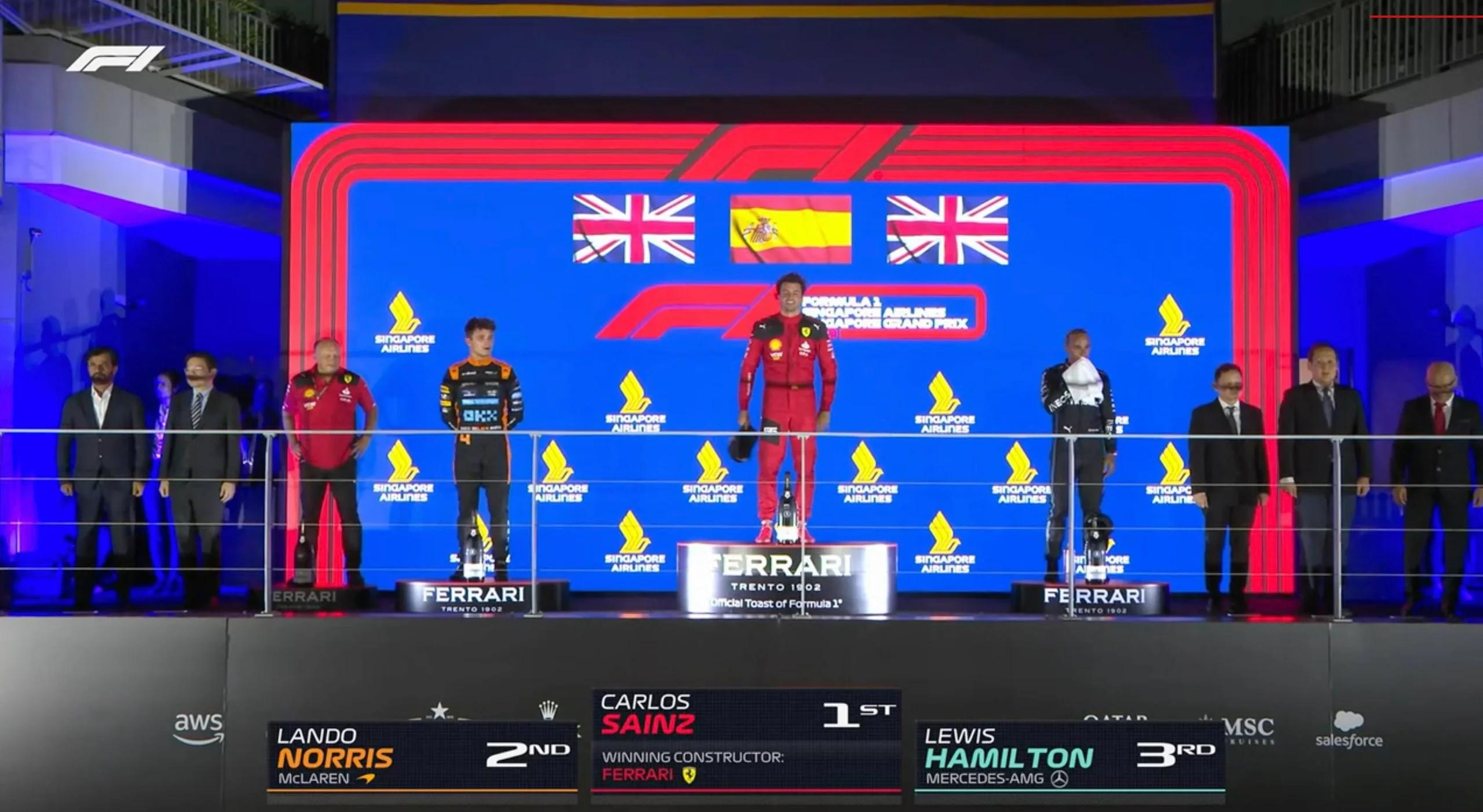 迈凯伦完胜法拉利，汉密尔顿扛起全队