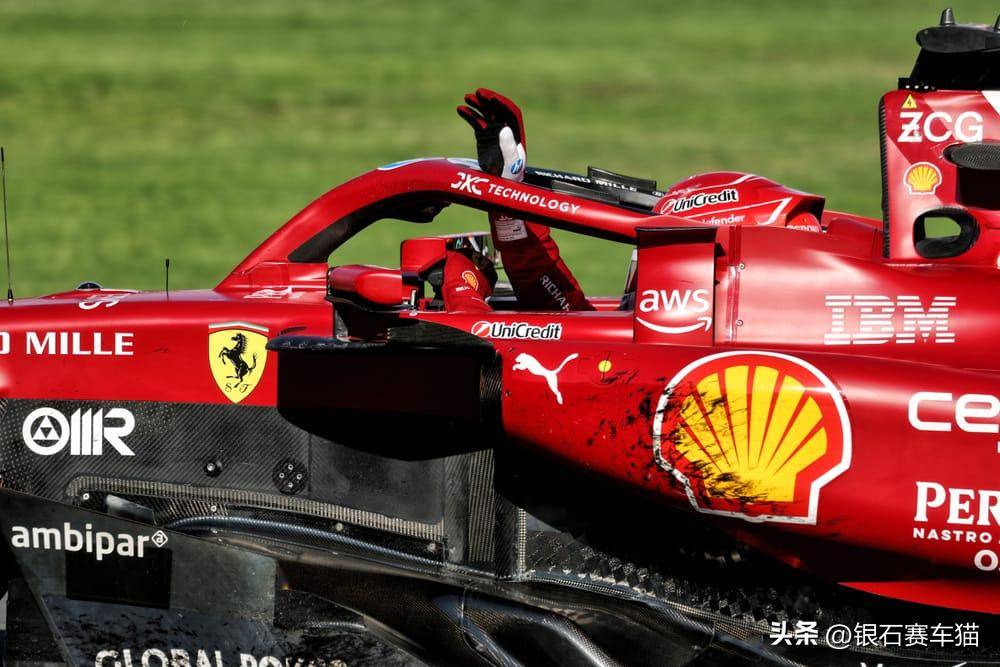 雷诺车队险胜法拉利，勒克莱尔统治全场