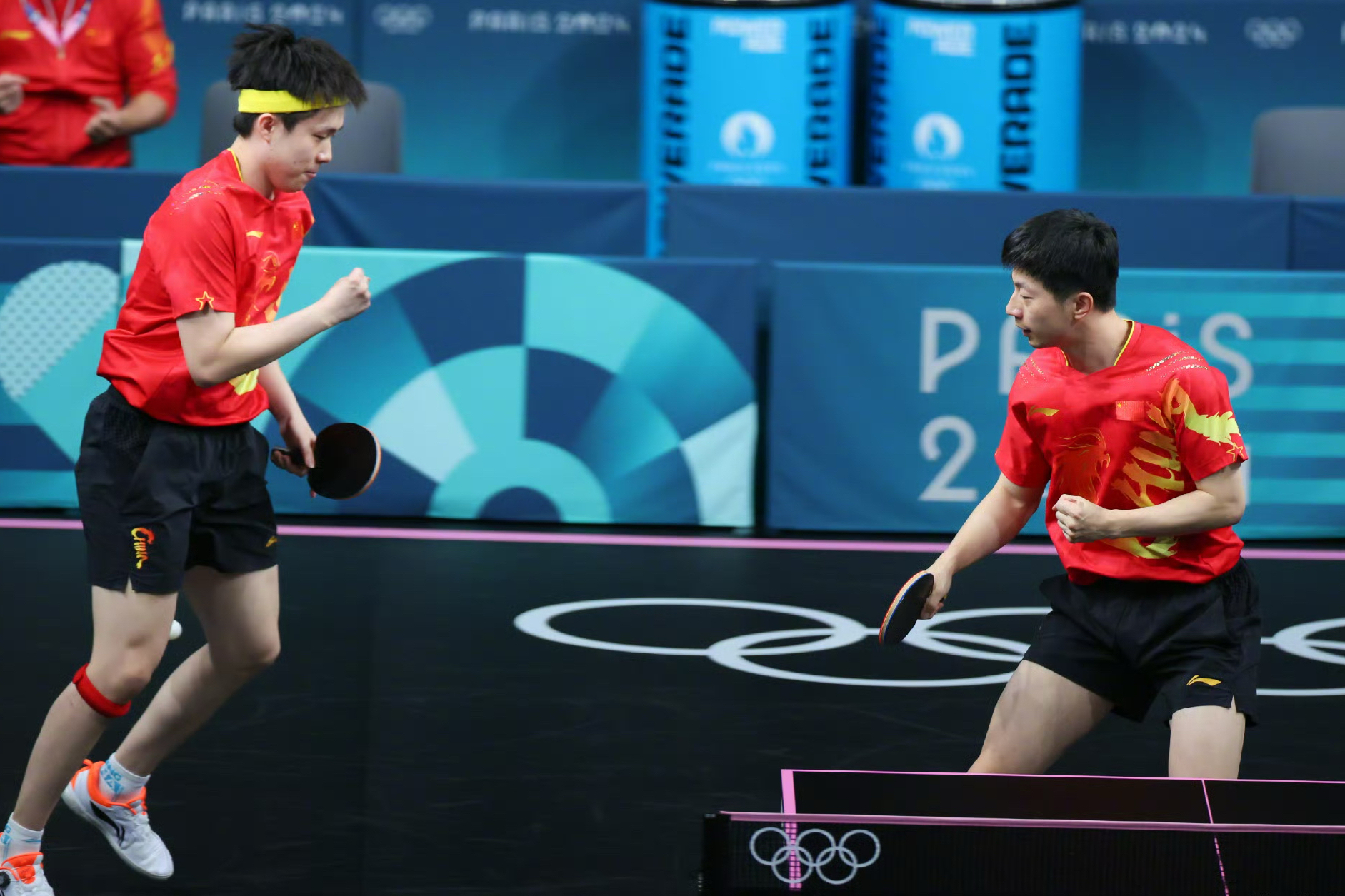 日本乒乓球队横扫法国乒乓球队，马龙制霸全场