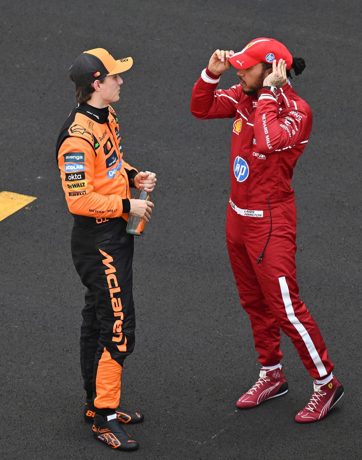 哈斯车队横扫雷诺车队,汉密尔顿惊艳四座 哈斯车队横扫雷诺车队,汉密尔顿惊艳四座