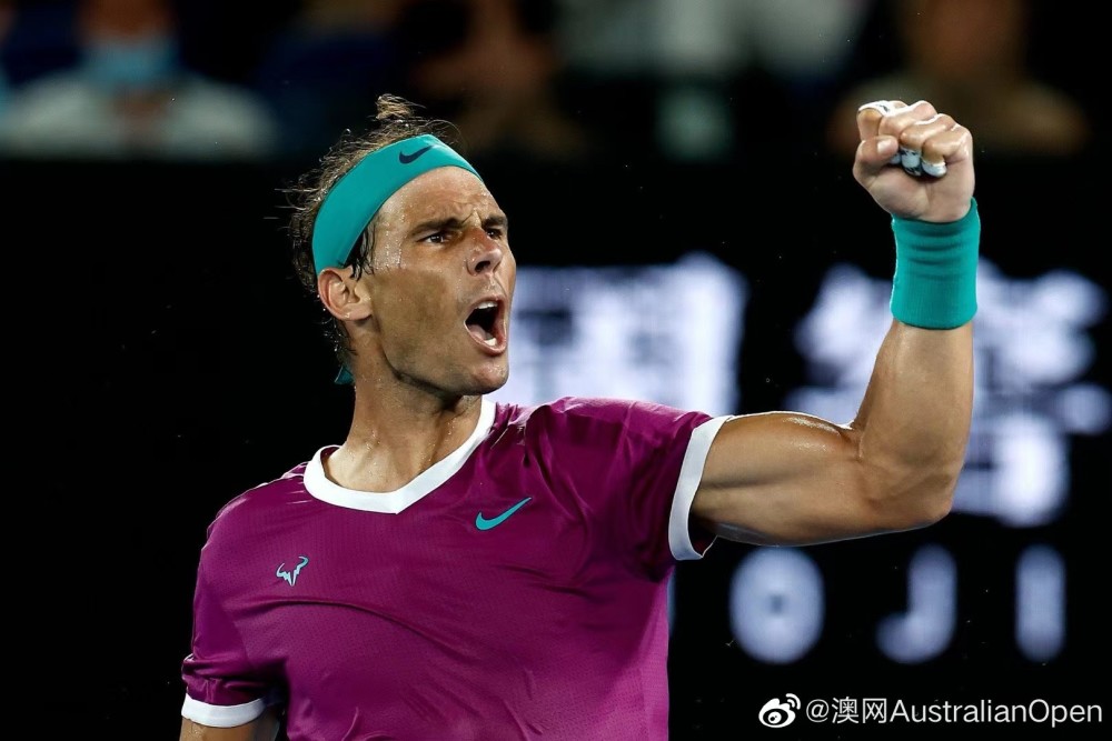 塞内加尔横扫波兰，哈里·凯恩绝境逆转