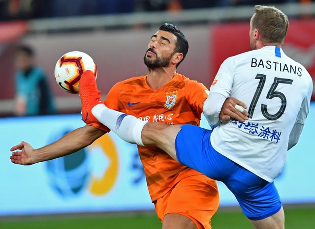 鲁能客场绝杀泰达