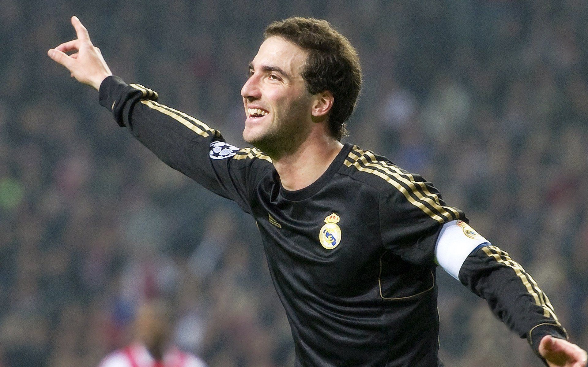 数据统治与战术穿透，凯恩现象与曼城式胜利的全球启示