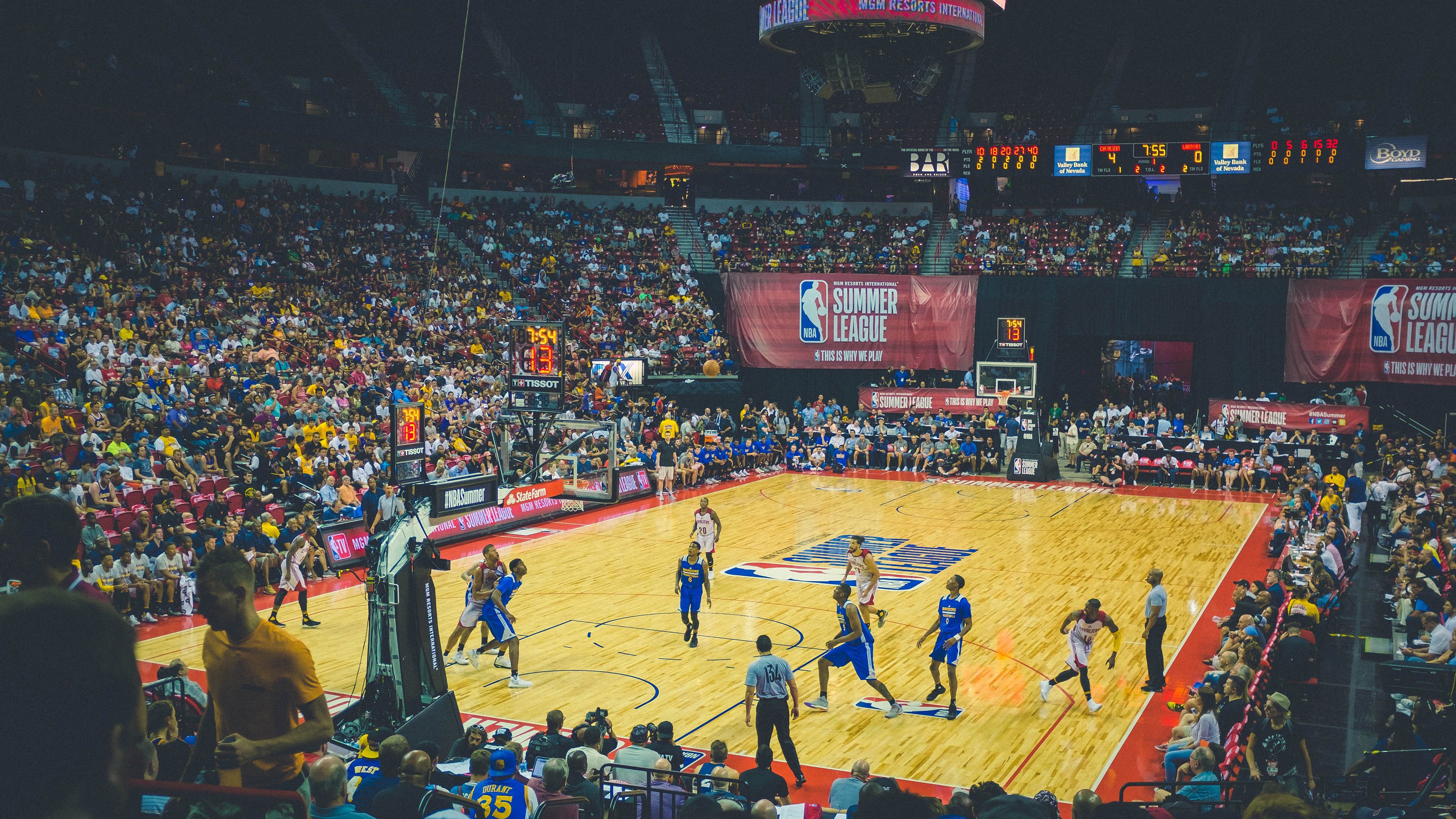 东契奇关键一击,凯尔特人客场带走骑士