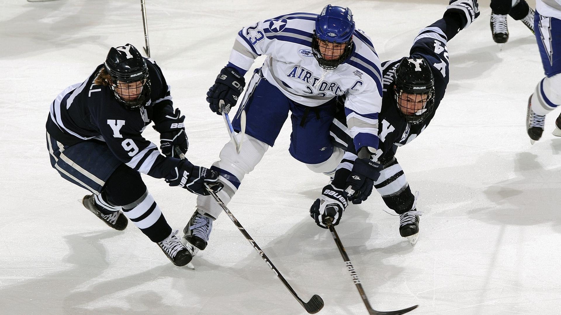 青岛队力克辽宁队,陶汉林统治全场,一场属于内线的胜利